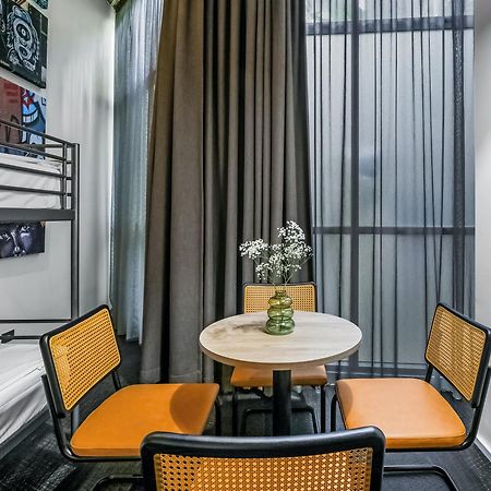Hotel The Urban Newtown Sydney Exterior foto