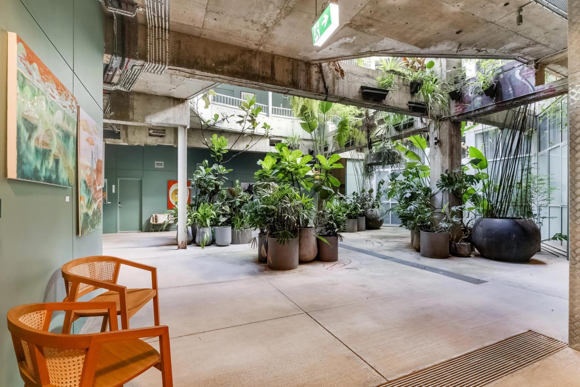 Hotel The Urban Newtown Sydney Exterior foto