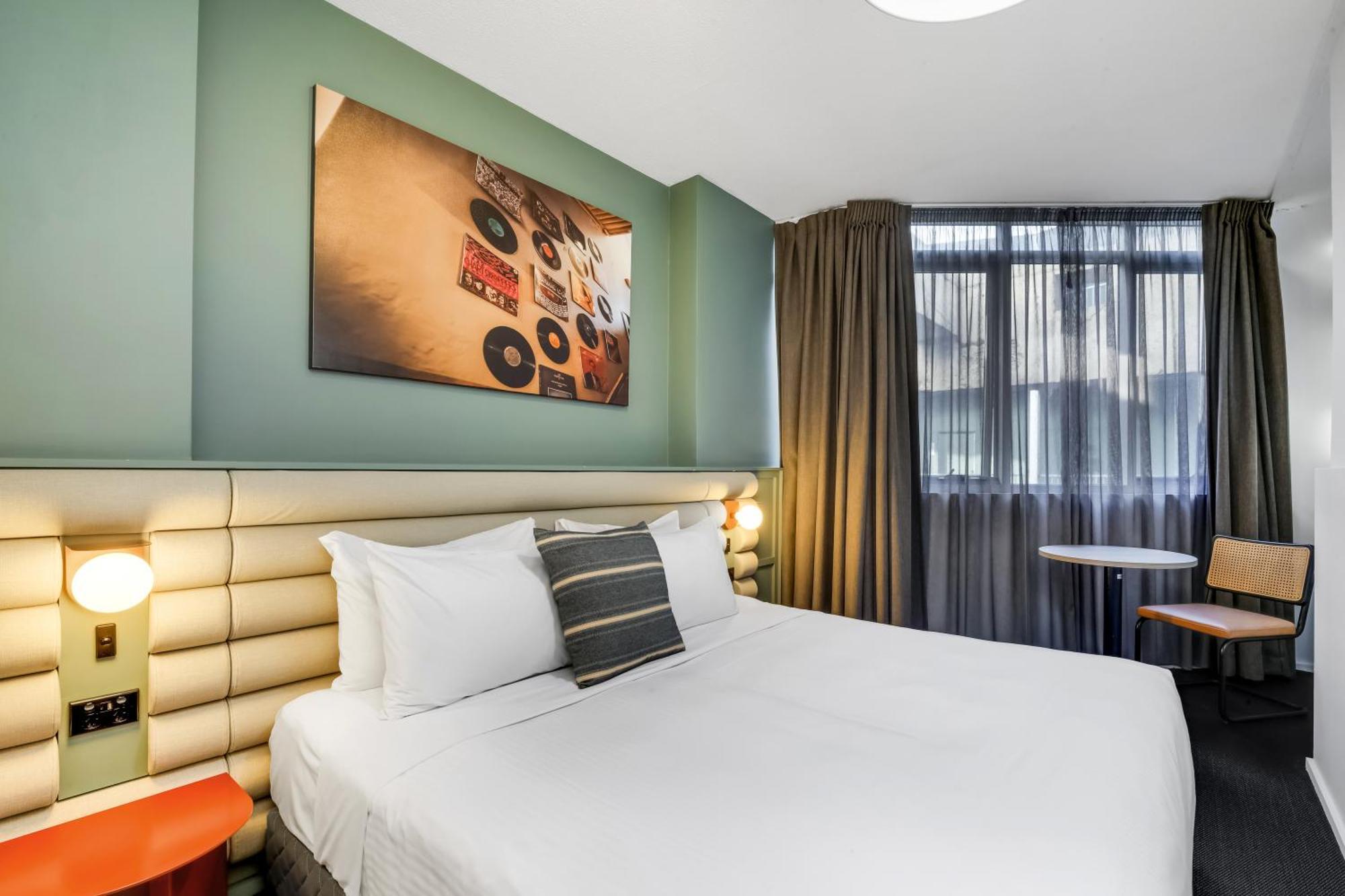 Hotel The Urban Newtown Sydney Exterior foto